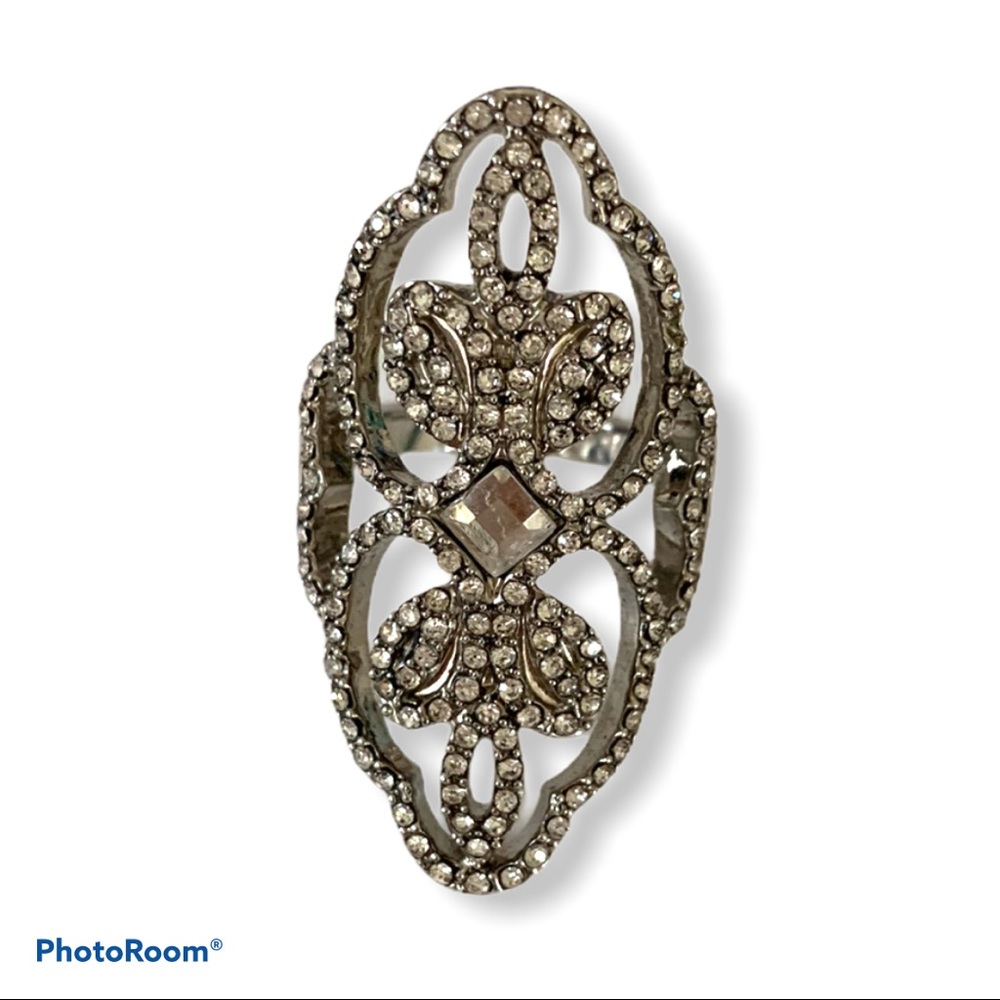 Fashionable gothic style ring